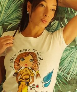 Lo urgente es vivir camiseta pintada