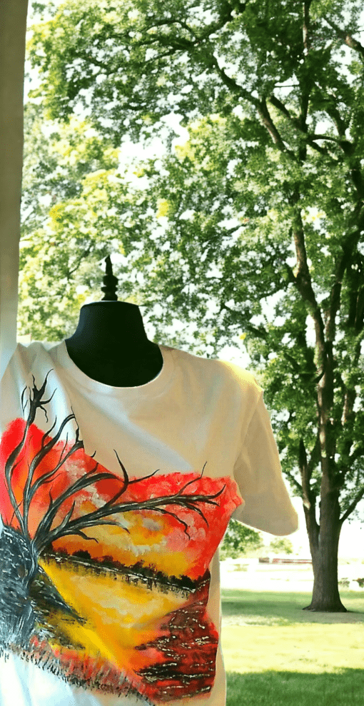 Amanecer camiseta pintada a mano bymirene